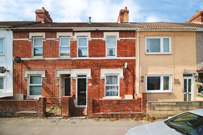 2 Bedroom Terraced House To Rent In Deburgh Street, Swindon, SN2