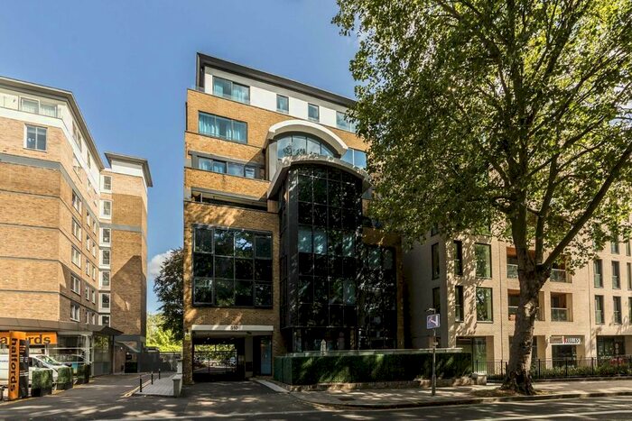 2 Bedroom Flat To Rent In Chiswick High Road, London, W4