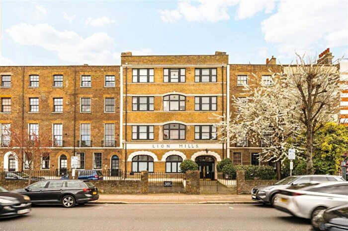 1 Bedroom Flat For Sale In Lion Mills, Bethnal Green, E2