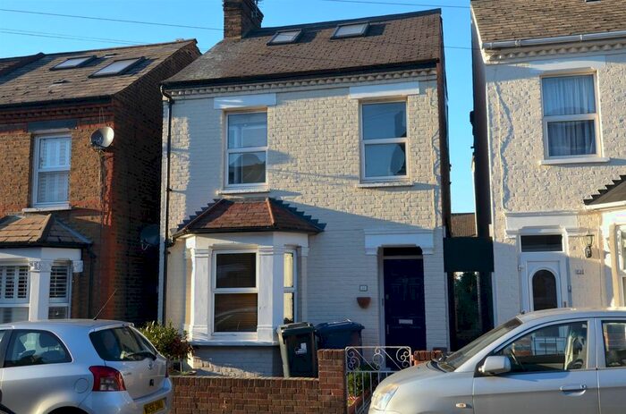 2 Bedroom Flat To Rent In Studley Grange Road, Hanwell, W7