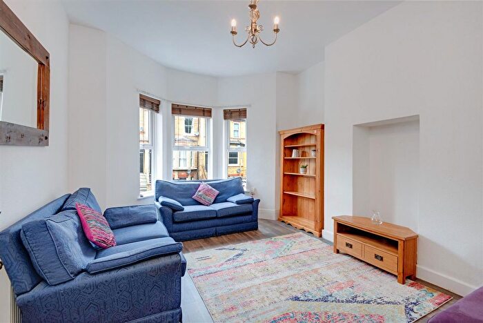 5 Bedroom Terraced House To Rent In Kingsgate Road, West Hampstead, London, NW6
