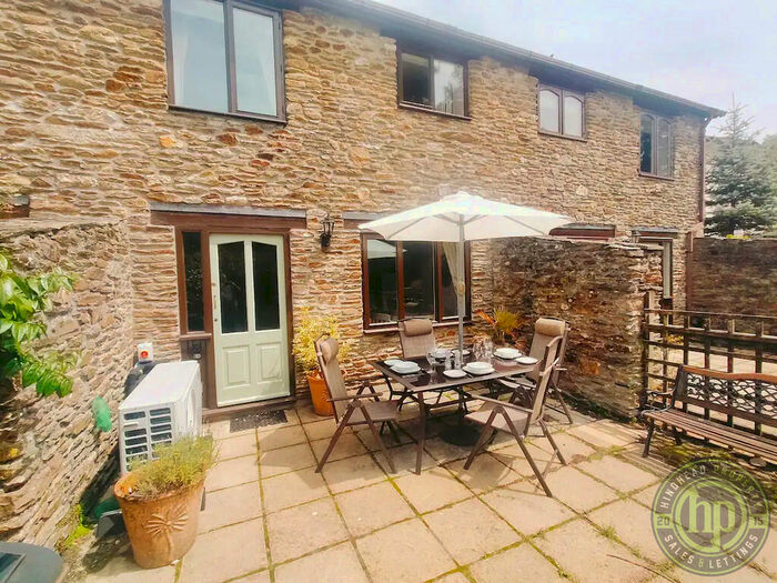 2 Bedroom Barn Conversion For Sale In Colmer Estate, Modbury, Ivybridge, PL21
