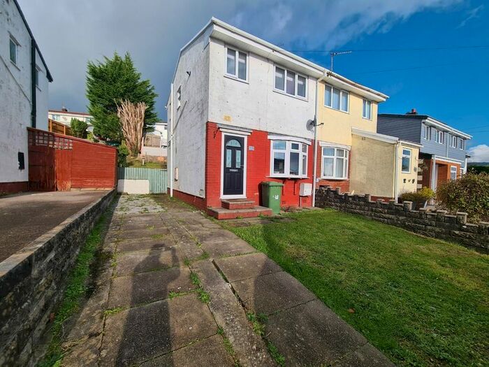 2 Bedroom Semi-Detached House To Rent In Meadow Rise, Brynna, Pontyclun, CF72