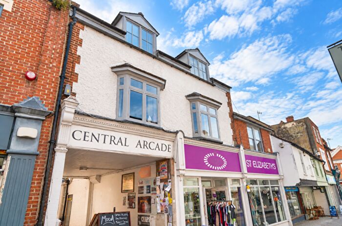 2 Bedroom Apartment For Sale In King Street, Saffron Walden, CB10