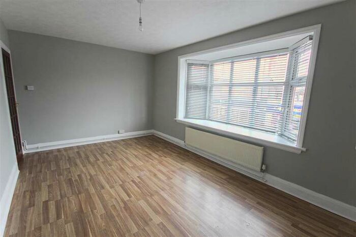 2 Bedroom Apartment To Rent In Shirley High Street, Southampton, SO15