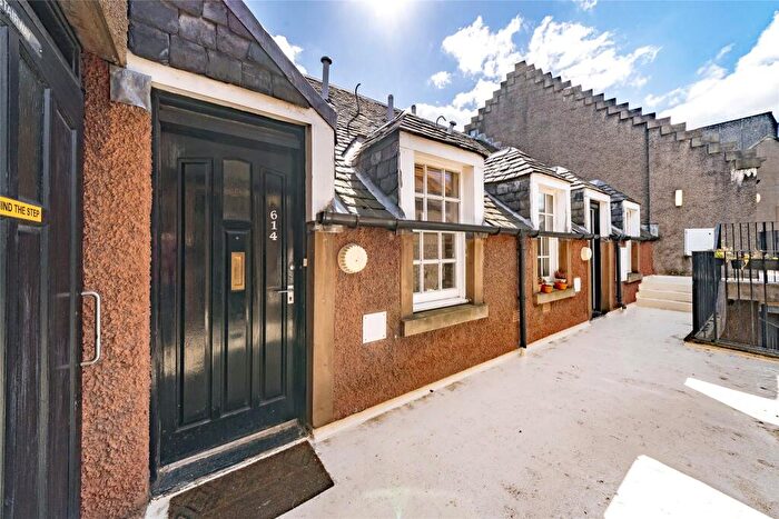 1 Bedroom Apartment For Sale In Websters Land, Edinburgh, EH1