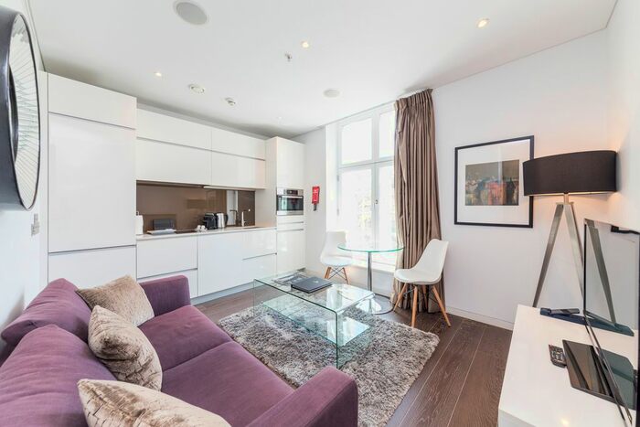 1 Bedroom Flat To Rent In Marconi House, Strand, London, WC2R