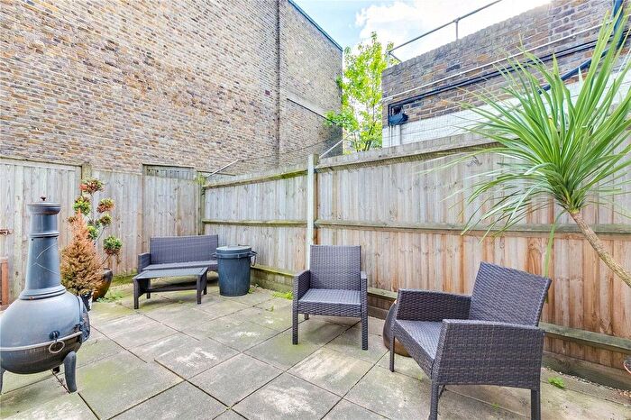 1 Bedroom Flat To Rent In Bishop's Road, London, SW6