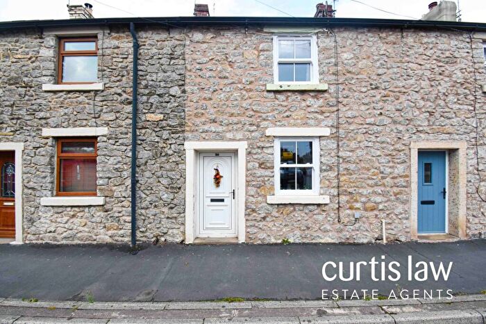 2 Bedroom Cottage For Sale In St. Pauls Street, Clitheroe, BB7