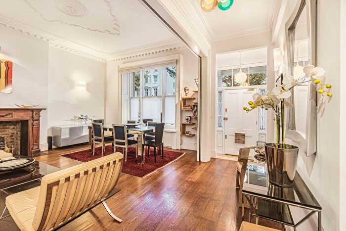 2 Bedroom Flat To Rent In Queen's Gate, Kensington, SW7