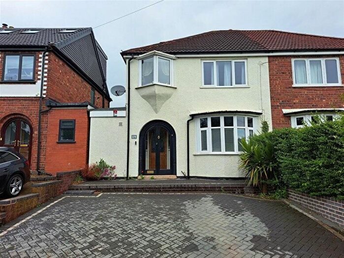 3 Bedroom Semi Detached House To Rent In Slade Road, Four Oaks, Sutton Coldfield, B75