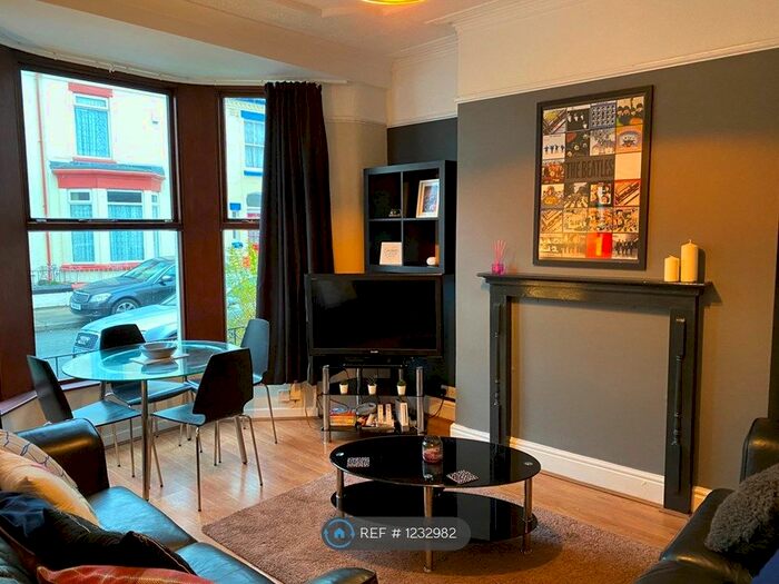 4 Bedroom Terraced House To Rent In Blantyre Road, Liverpool L15