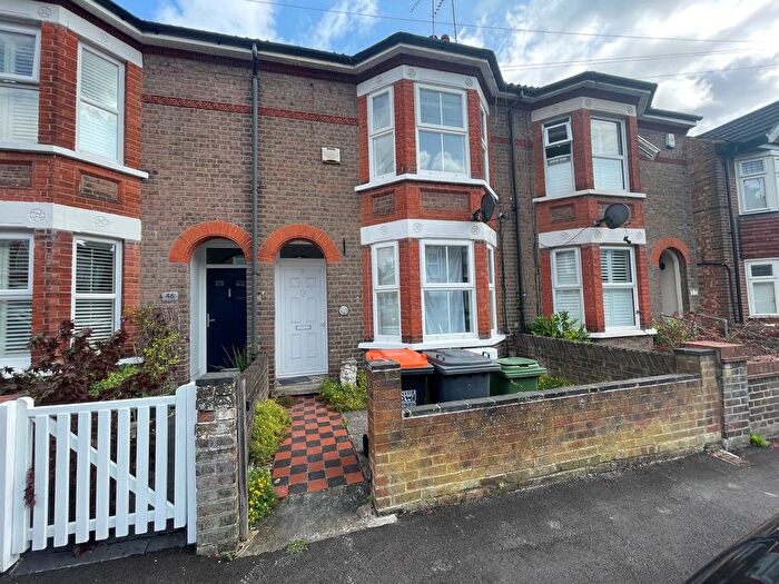 3 Bedroom Terraced House To Rent In Victoria Street, Dunstable, LU6