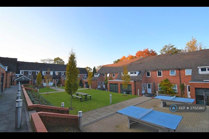 6 Bedroom Terraced House To Rent In Hillside Court, Reading, RG1