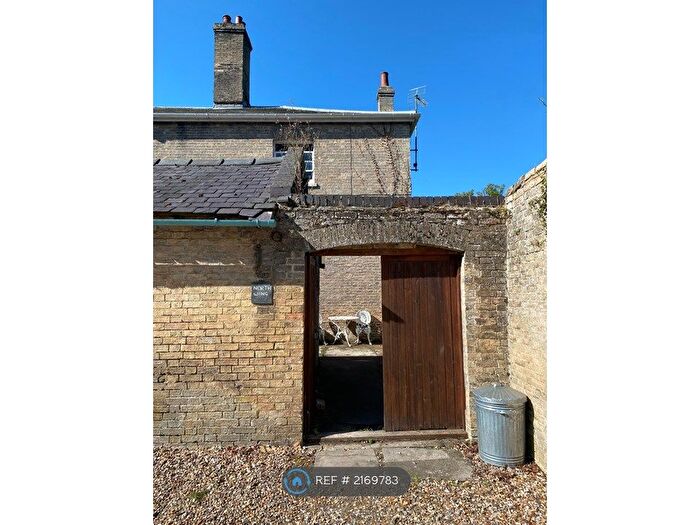 4 Bedroom Semi-Detached House To Rent In North Wing, Bottisham, Cambridge, CB25