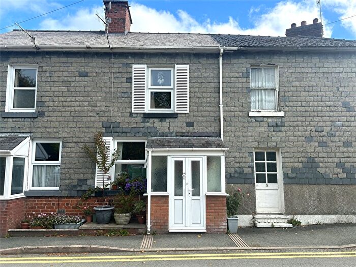 2 Bedroom Terraced House For Sale In Chapel Street, Llanidloes, Powys, SY18