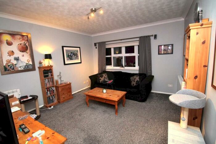 1 Bedroom Flat To Rent In Russet Close, Stewartby, Bedford, MK43