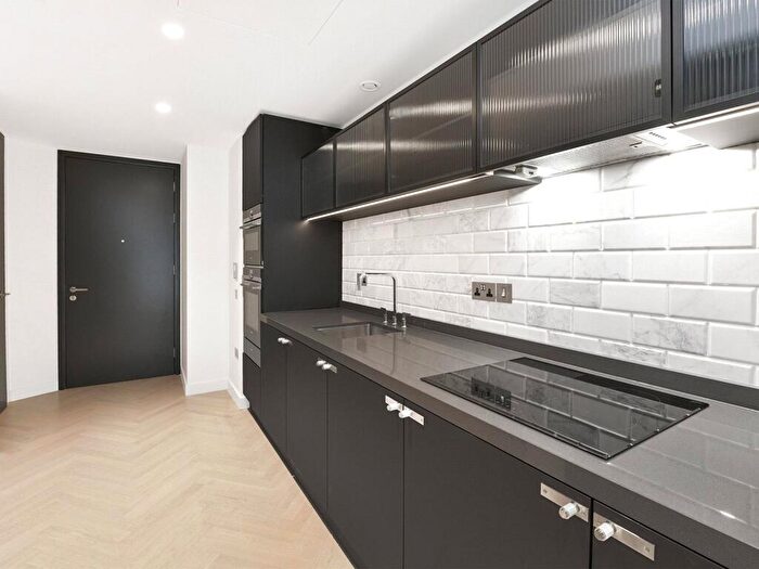 1 Bedroom Apartment To Rent In Sun Street, Hackney, EC2A