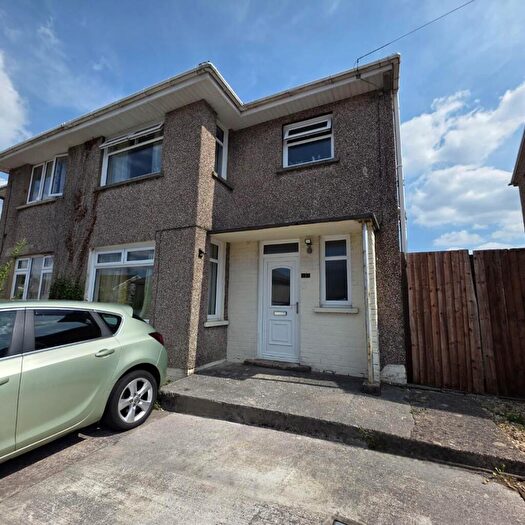 3 Bedroom Semi-Detached House To Rent In Bakers Way, Bryncethin, Bridgend, CF32