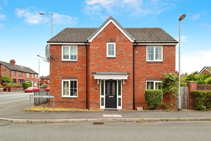 4 Bedroom Detached House To Rent In Greenwood Close, Audenshaw, M34