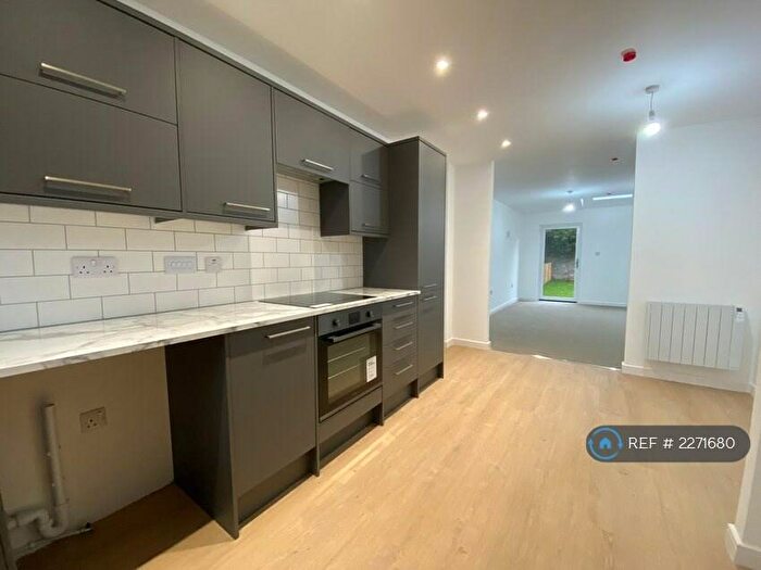 3 Bedroom End Of Terrace House To Rent In White Hart Mews, Caldicot, NP26