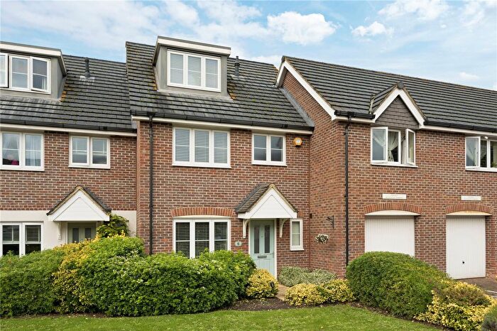 4 Bedroom Terraced House To Rent In Swansmere Close, Walton-On-Thames, Surrey, KT12