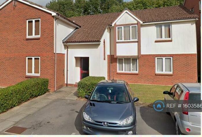 1 Bedroom Flat To Rent In Station Hill, Crawley, RH10