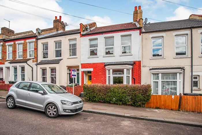 1 Bedroom Flat To Rent In Highclere Street, Sydenham, SE26