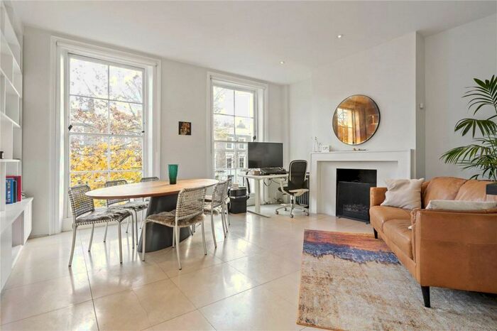 2 Bedroom Apartment To Rent In Morton Road, Canonbury, Islington, London, N1
