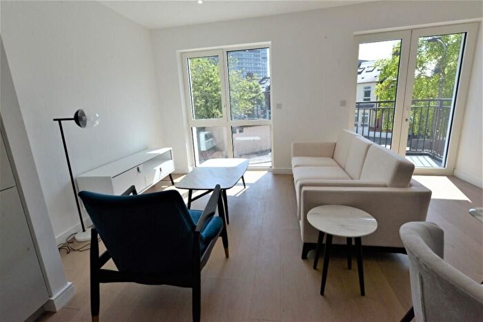 2 Bedroom Flat To Rent In Tierney Lane, London, W6
