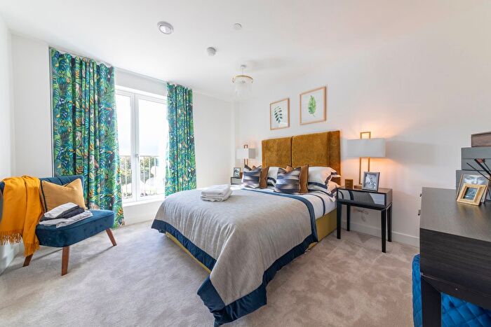 1 Bedroom Flat For Sale In " Bedroom Apartment" At Hepworth Place, Walthamstow, E17