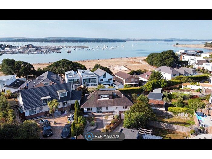 3 Bedroom Detached House To Rent In Castledene Crescent, Poole, BH14
