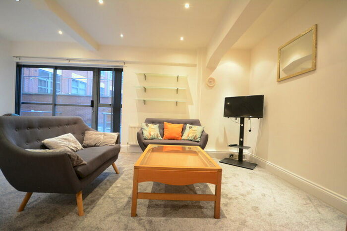 2 Bedroom Apartment To Rent In Trading House, George Street, NG1