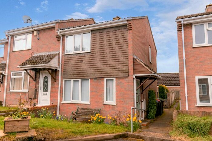 2 Bedroom Town House To Rent In Dukes Close, Sutton-In-Ashfield, NG17