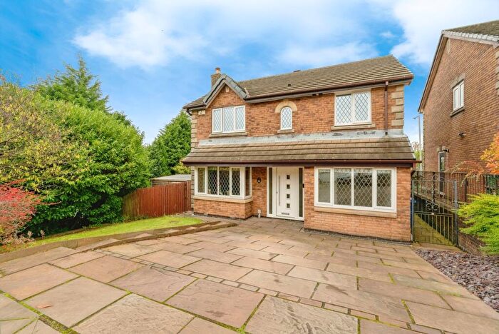 4 Bedroom Detached House For Sale In Balfour Close, Brierfield, Nelson, Lancashire, BB9