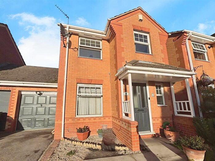 3 Bedroom Detached House For Sale In Horseshoe Close, Cosby, Leicester, LE9