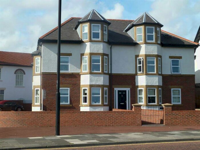2 Bedroom Apartment To Rent In Panama View, Bournemouth Gardens, Whitley Bay, NE26