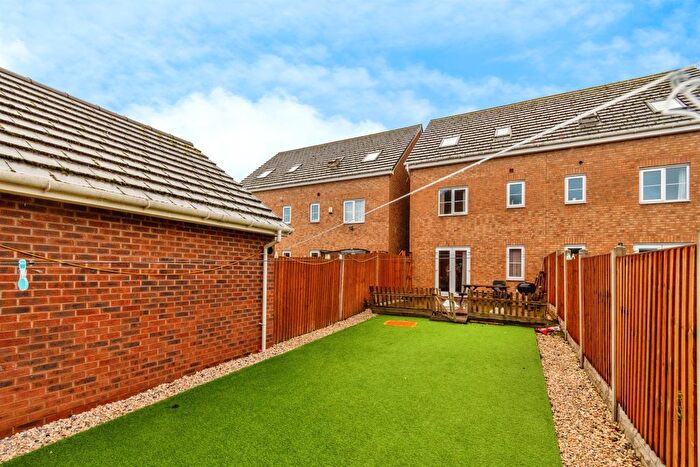 4 Bedroom Property For Sale In Bagnalls Wharf, Wednesbury, WS10