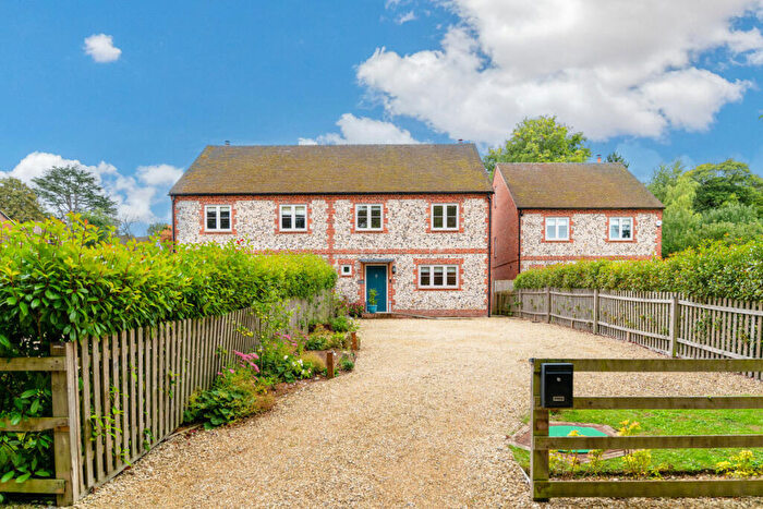 4 Bedroom Cottage For Sale In Nixey Cottages Frieth Henley-on-Thames, Oxfordshire, RG9
