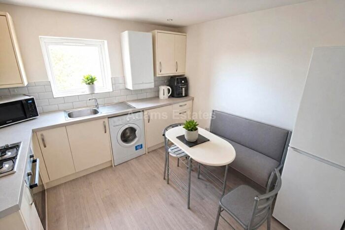 1 Bedroom Flat To Rent In Basingstoke Road, Reading, RG2