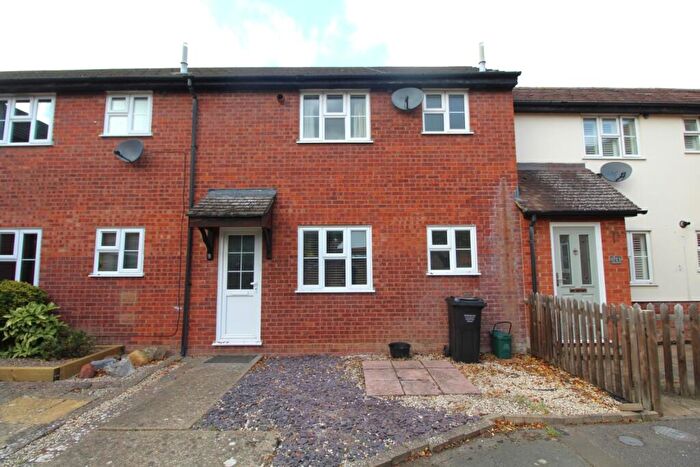 1 Bedroom Terraced House To Rent In Belgrave Road, Billericay, Essex, CM12