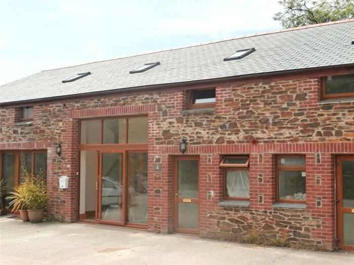 1 Bedroom Flat To Rent In Bassett Close, Higher Trezaise, Roche, St. Austell, PL26