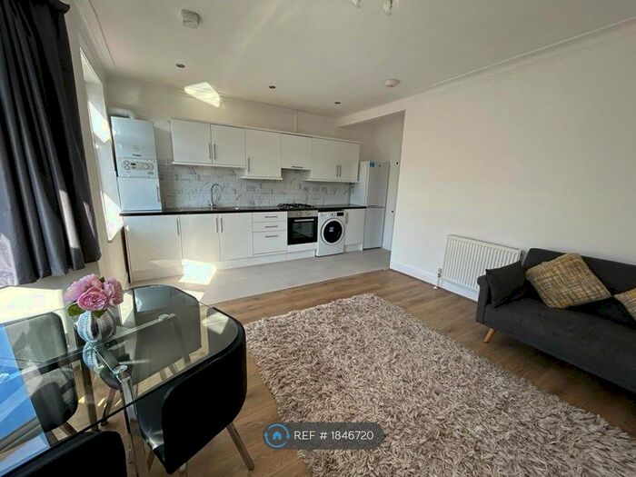 2 Bedroom Flat To Rent In Sussex Road, Harrow, HA1