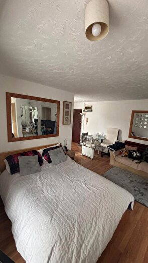 Flat To Rent In Toulouse Court, SE16