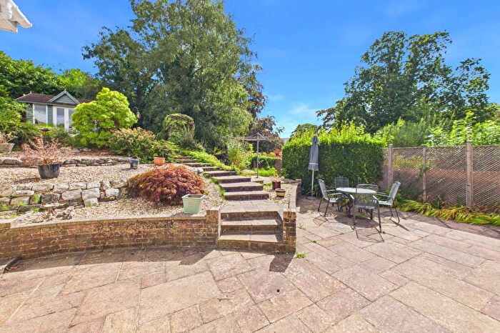 4 Bedroom Bungalow For Sale In Link Rise, Corfe Mullen, Wimborne, Dorset, BH21 - Photo 3