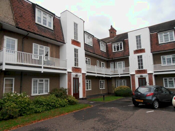 2 Bedroom Flat To Rent In Upminster Road, Hornchurch, RM11
