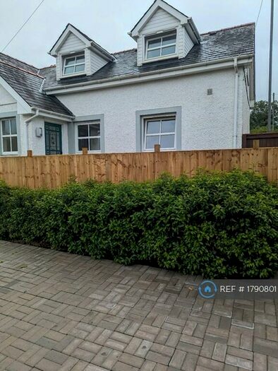 2 Bedroom Semi-Detached House To Rent In Rhydargaeau, Carmarthen, SA32