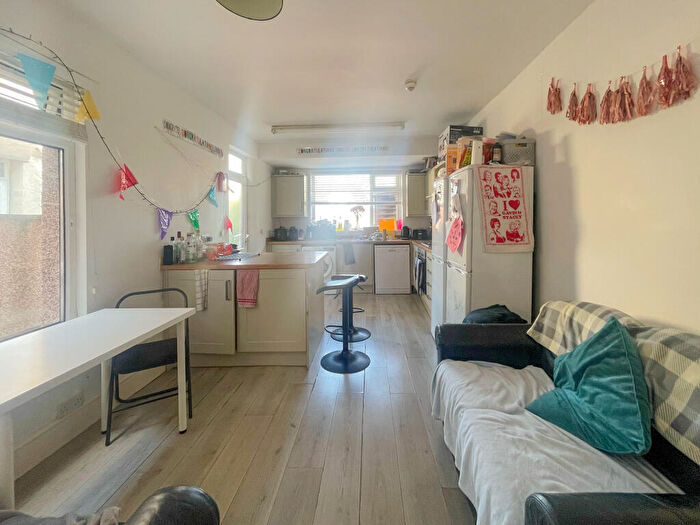 6 Bedroom Terraced House To Rent In College Road, Fishponds, BS16