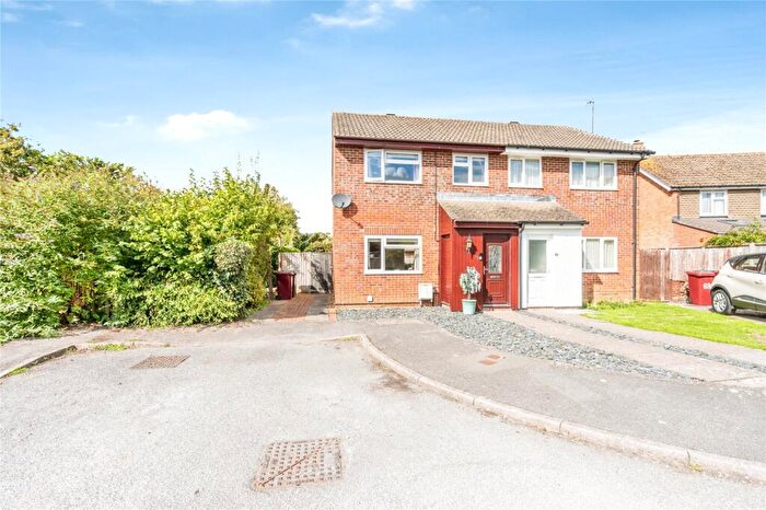 3 Bedroom Semi-Detached House For Sale In Springfield Close, Chichester, West Sussex, PO18