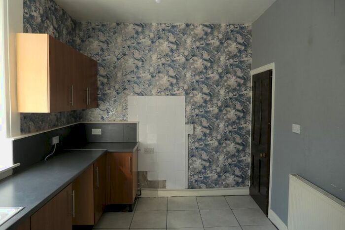 2 Bedroom End Of Terrace House To Rent In Bracewell Street, Barnoldswick, BB18